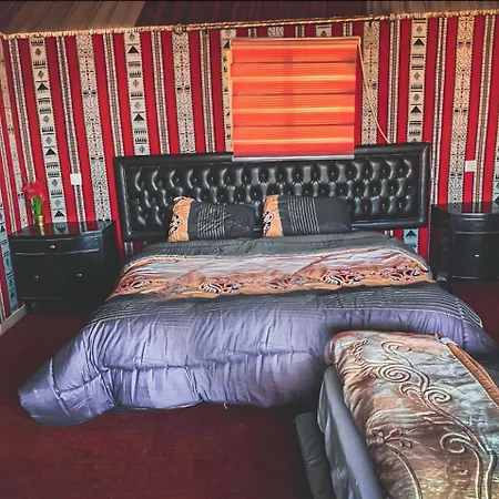 Rum Royal Flower Luxury Camp Wadi Rum Exterior photo